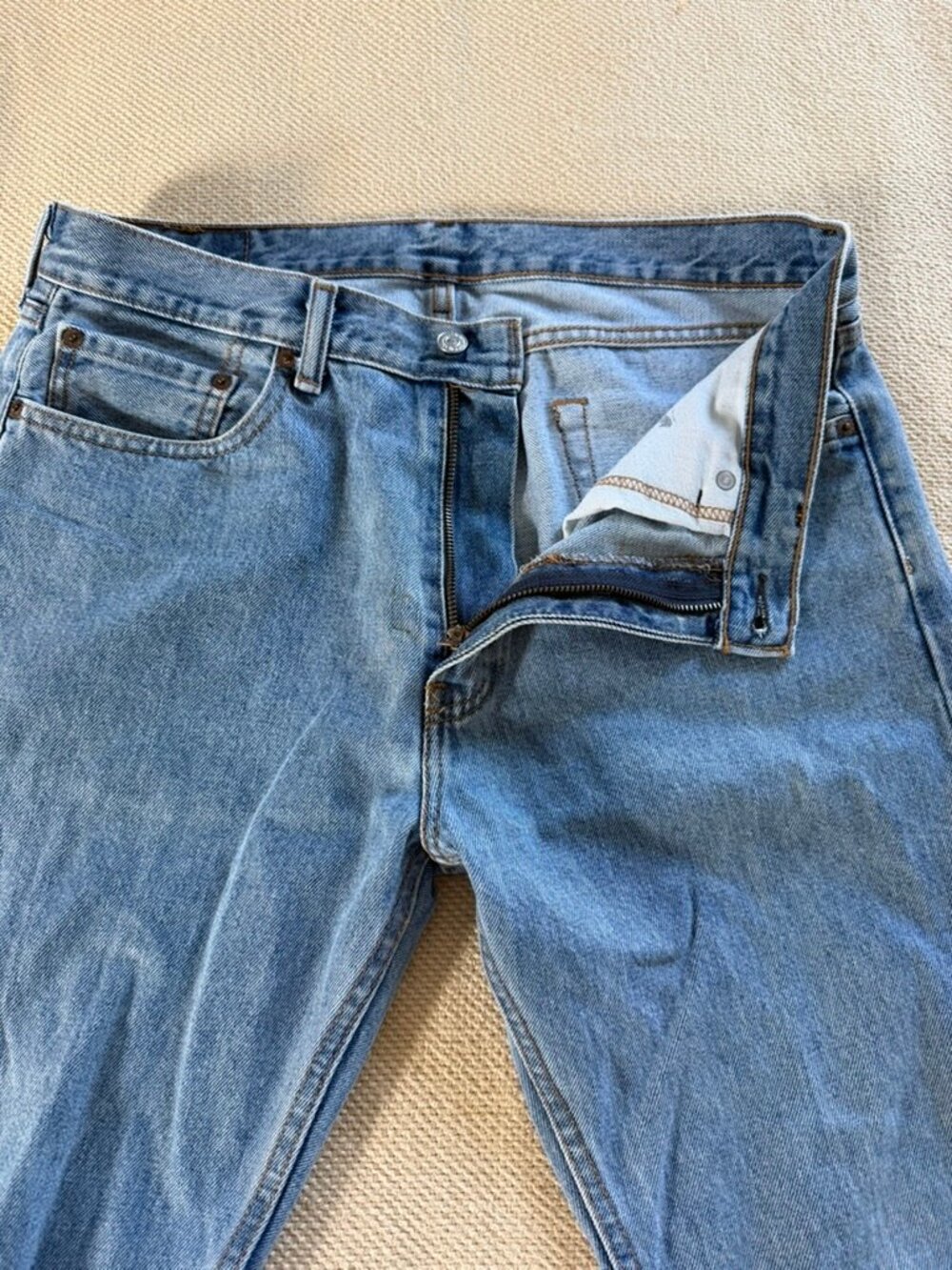 Levi's 505 Jeans Mens 33x32 Light Wash Straight Leg Excellent